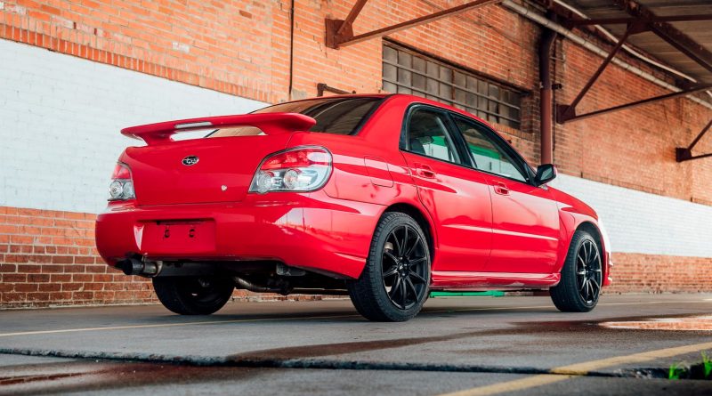 Subaru WRX prodává se stuntcar z filmu Baby Driver